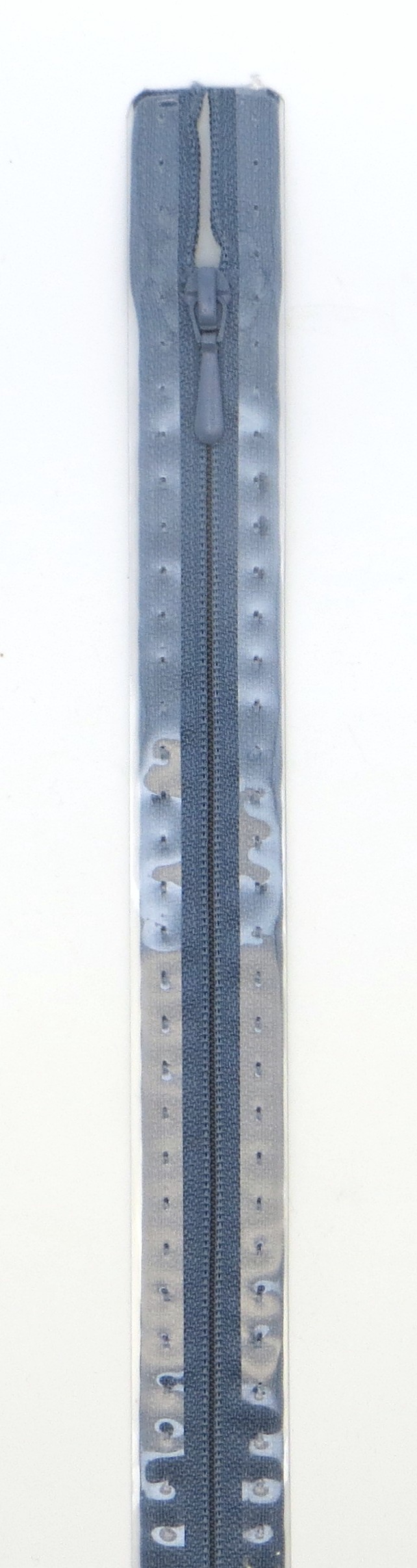 Молнии пластиковые, полупотайные, Цвет: 027 30см