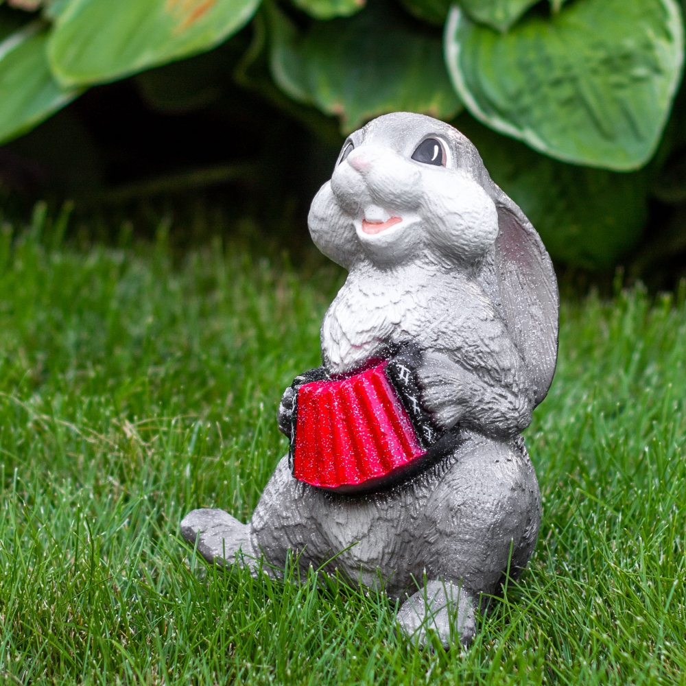 Декоративное изделие из пенопласта КРОЛИК С ГАРМОШКОЙ ( окр.) h-17 см 