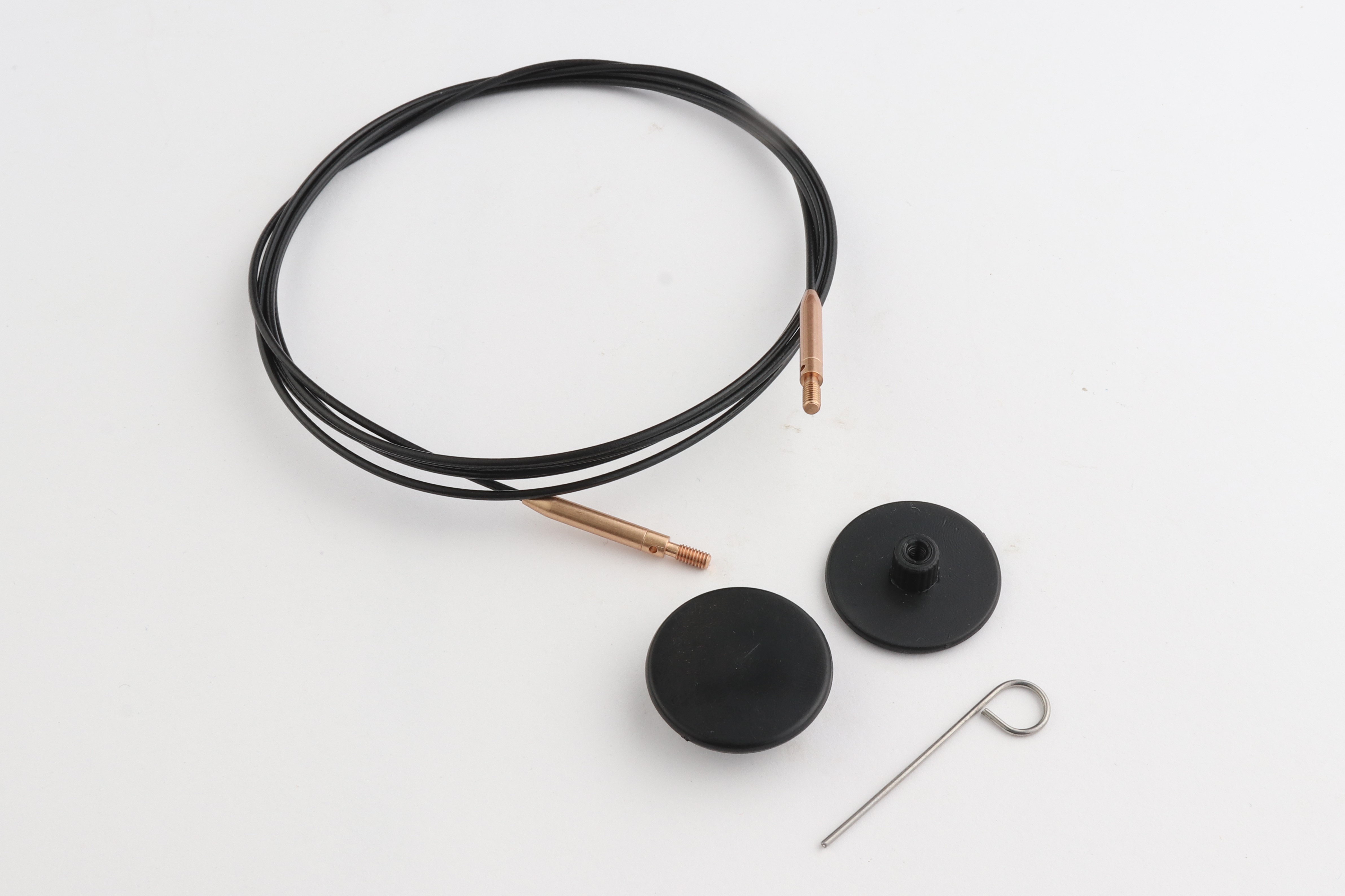 Набор: черный тросик 94 см (120 см) с соед. матовое золото, 2 заглушки и каб. ключик KnitPro, 10586