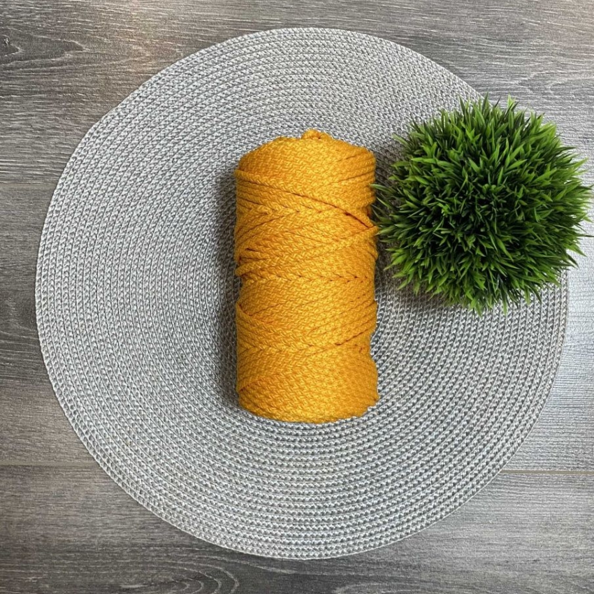 Шнур полиэфирный 5 мм с сердечником (желтый) 50м (16)