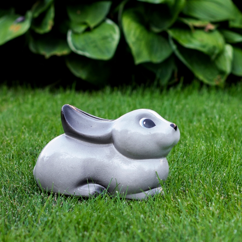 Декоративное изделие из пенопласта КРОЛИК большой серый  h = 10,5 см