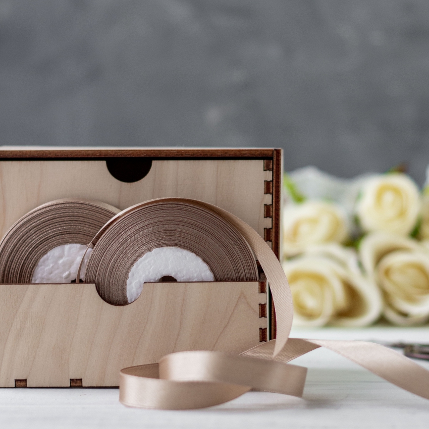 Лента атласная 12мм x 25м 1078 (1 шт)