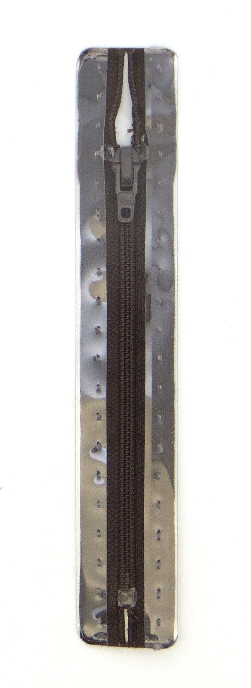 Молнии пластиковые, неразъемные, Цвет: 881 18см