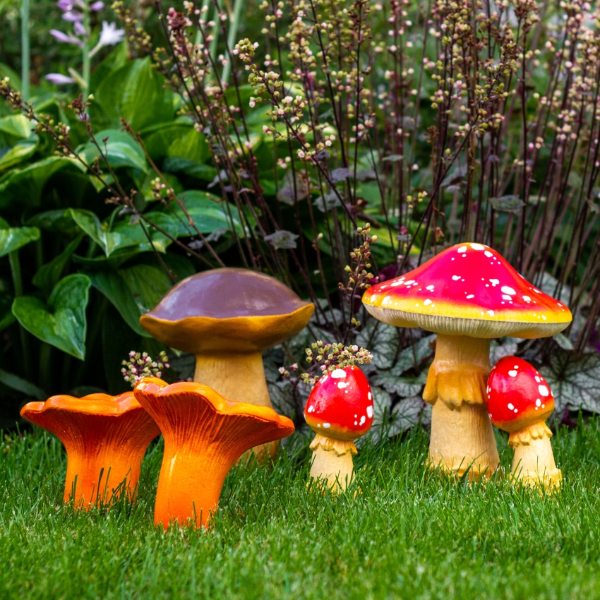 Декоративные изделия из пенопласта ГРИБЫ