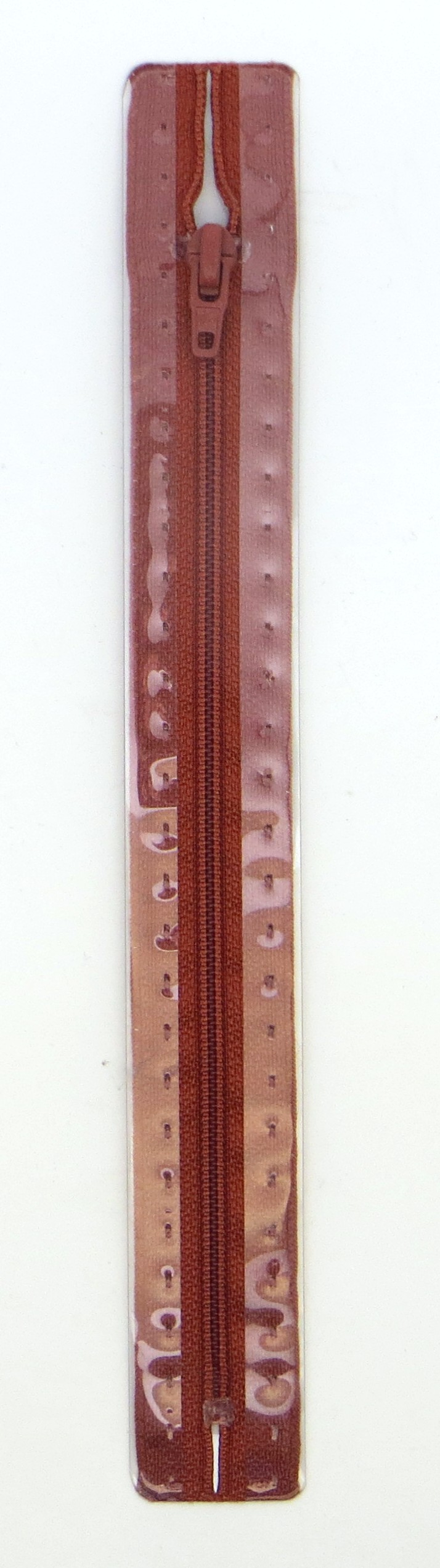 Молнии пластиковые, неразъемные, Цвет: 987 22см