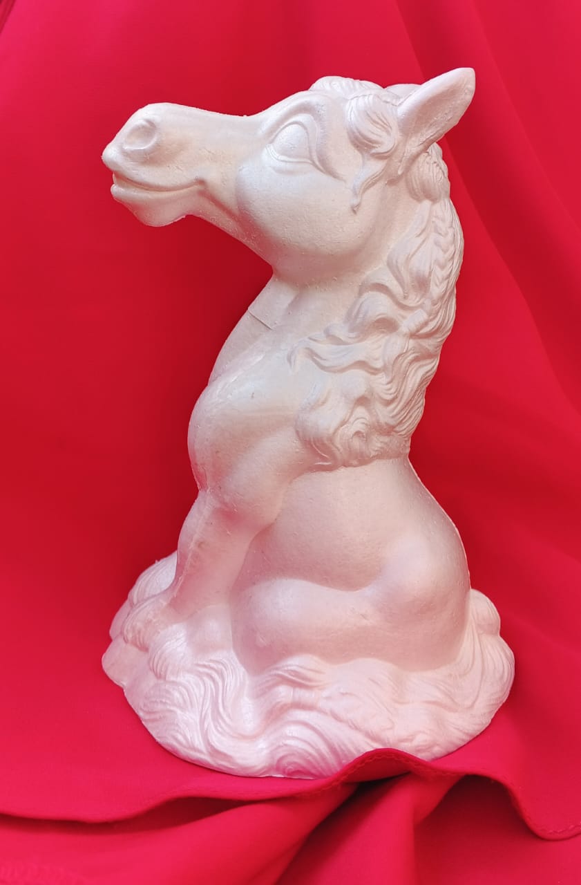 Форма из пенопласта ЛОШАДКА (неокр.) h=19см