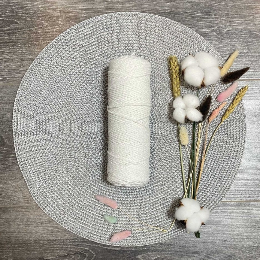 Шнур хлопковый 4 мм без сердечника (ванильный) 50м 2155