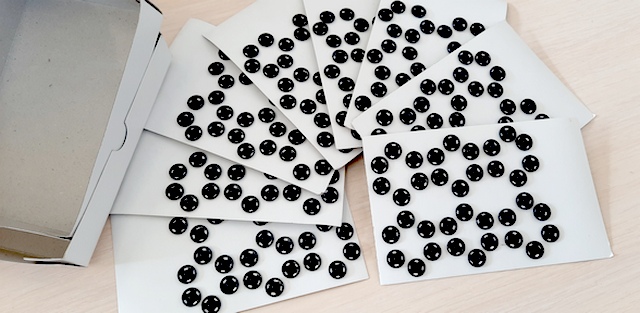 Кнопки пришивные металлические 0300-5100, №1, d 10 мм, черные, 8 карт*36 шт./упак (288шт.)