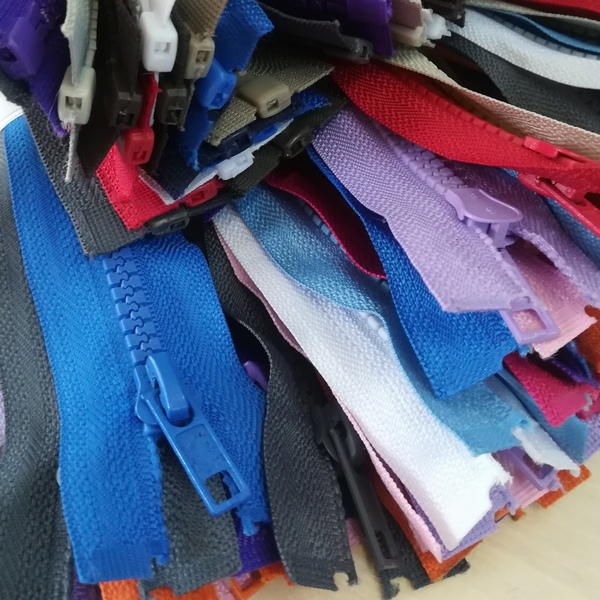 Молния тракторная тип 5 с 1 бегунком, 80 см, 10 шт/упак, цветные Молния тракторная тип 5 с 1 бегунком, 80 см, 10 шт/упак, цветные