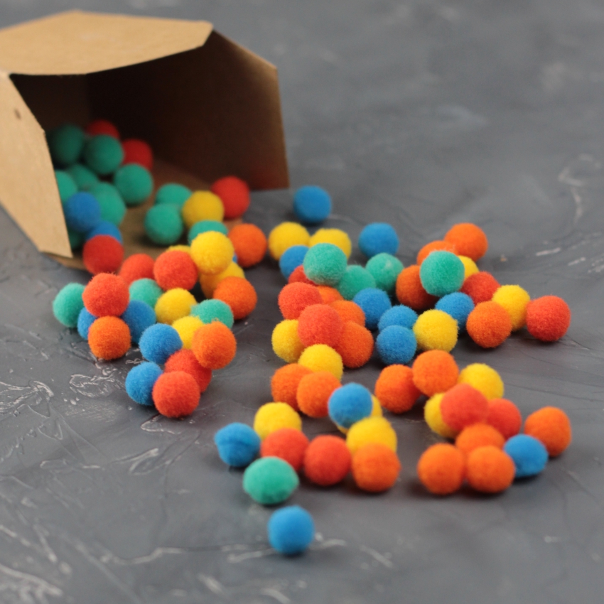 Помпоны, 10  мм, 100 шт/упак, 100% полиэстер, 5 цветов в ассортименте по 20 шт, ТМ Рукоделие 
