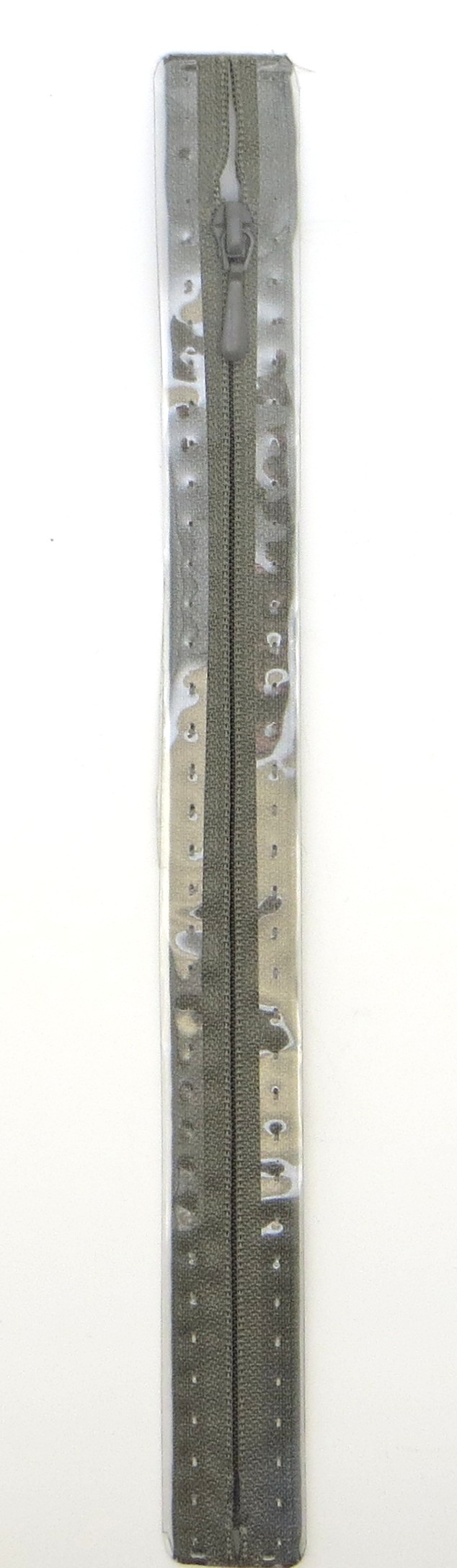 Молнии пластиковые, полупотайные, Цвет: 004 25см