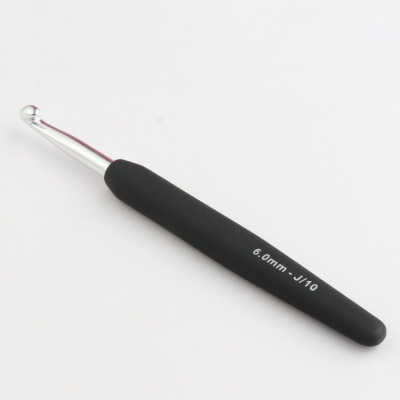 Крючок алюминиевый для вязания с эргономичной черной ручкой, серебристый цвет, 6,00мм, KnitPro,30819