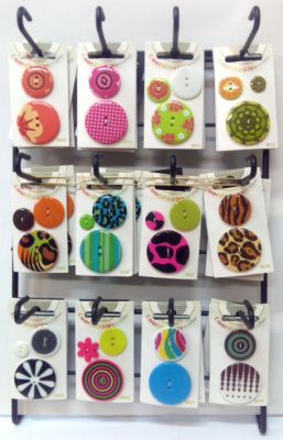 Стенд проволочный "Conversations 3"с наполнением (пуговицы)