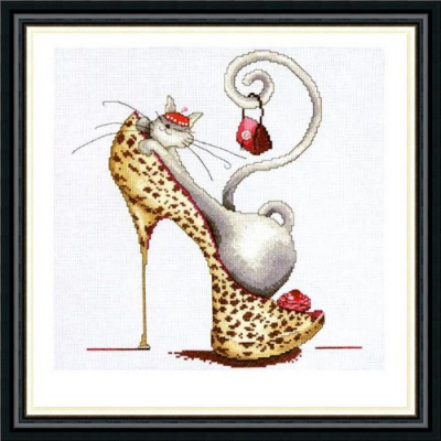 2744 Набор Design Works 2744 Fashionista Cat (Кошка-модница)