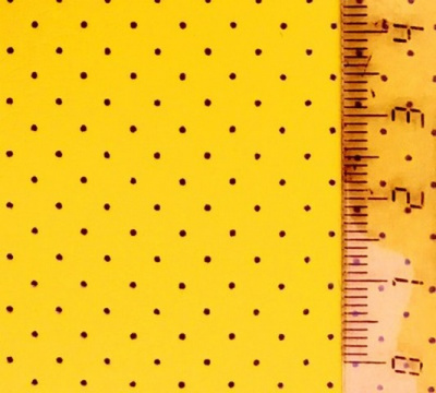 Кожа перфорированная искусств., 20*30см, толщ.0,85мм, уп.-2лист, цв.желтый