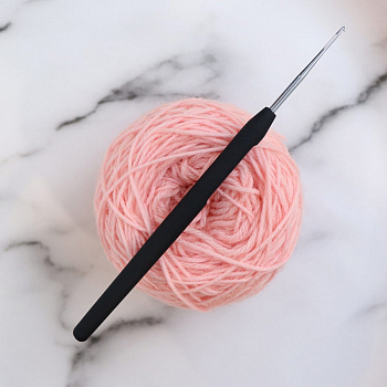 Крючок стальной для вязания с эргономичной черной ручкой, KnitPro, 0.75 мм 30862